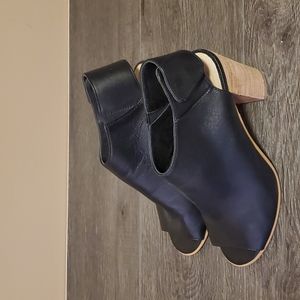 Steve madden open toe sandals